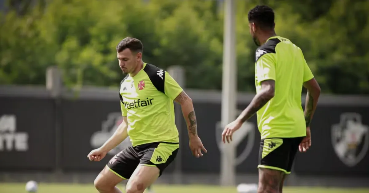 Vasco se Prepara para o Brasileirão: Jogo-Treino e Estratégias