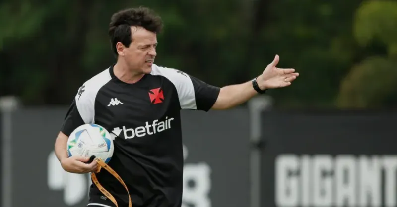 Vasco: Fernando Diniz Avalia Promessas da Base em Pausa Estratégica do Brasileirão