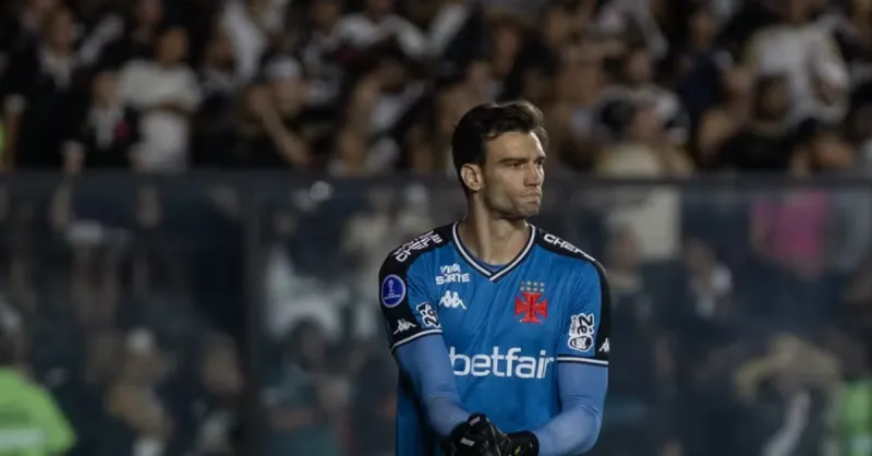 Léo Jardim Fora do Vasco: Goleiro Busca Projeto Vencedor; Palmeiras e Cruzeiro Atentos