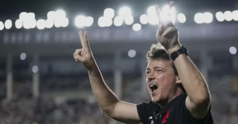 Vasco: Busca por Diretor de Futebol, Planejamento de Reforços e Mercado da Bola na Pausa do Brasileirão