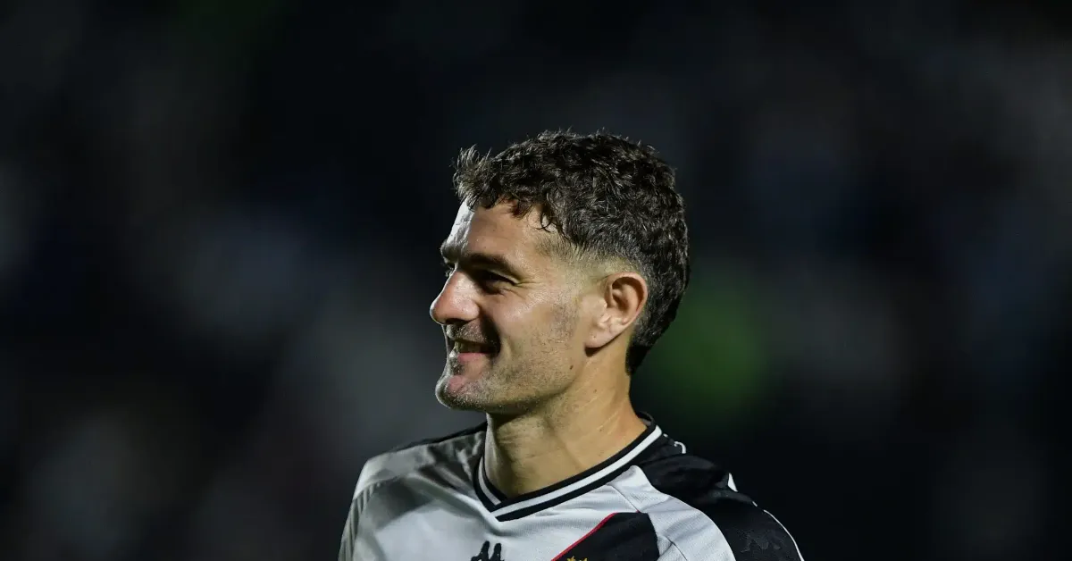 Vasco: Reestruturação do Elenco, Vagas para Estrangeiros e Próxima Janela de Transferências