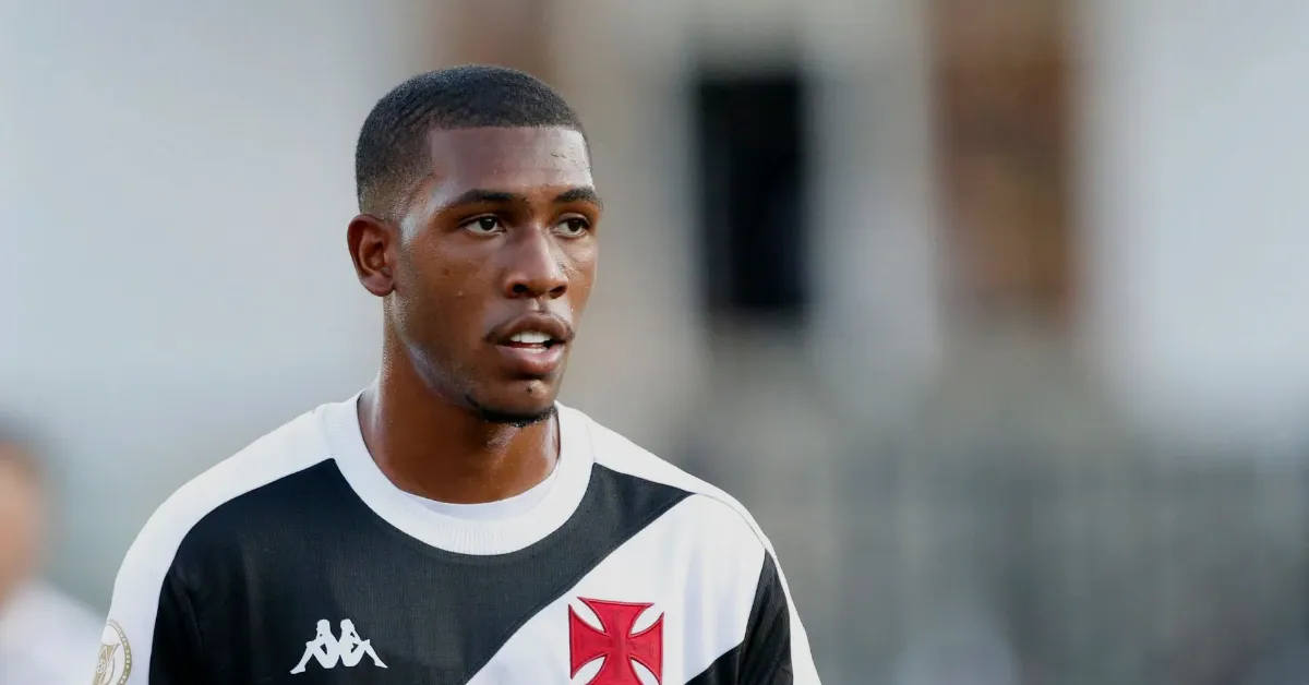 Rayan: Da Crítica à Glória no Vasco – O Papel de Diniz e o Mercado