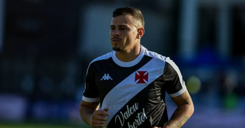 Vasco: O Desafio de Reforçar o Meio-Campo e os Nomes na Mira