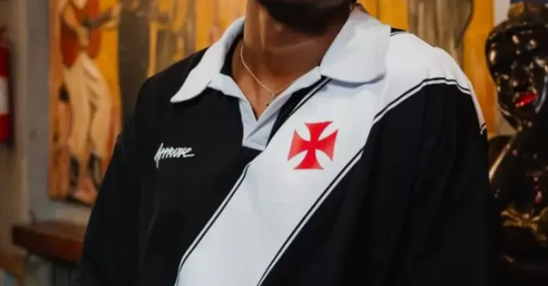 Vasco da Gama e Approve: Nova Coleção Une Futebol, Rua e Herança Cruzmaltina