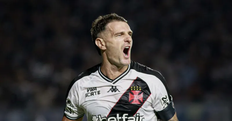 Vasco: Vegetti sob pressão, mas o histórico em clássicos pode ser a virada?