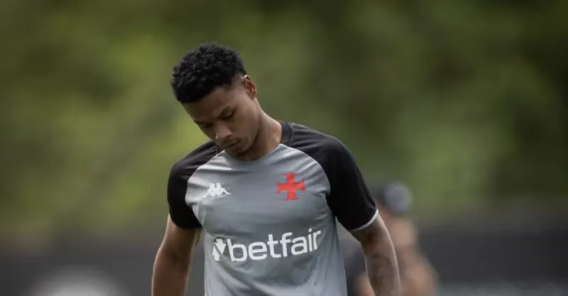 Vasco: Matheus França, Joia Cautelosamente Lapidada, Vira Opção Chave