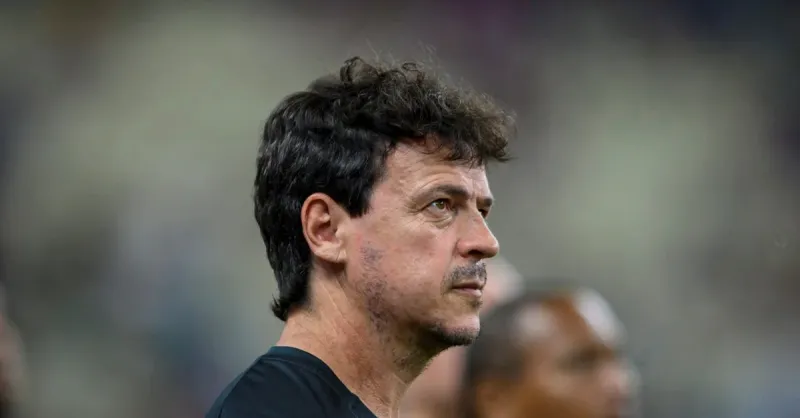 Diniz Revela Segredo Tático do Vasco e Pede Rayan na Seleção: O Futuro Cruzmaltino