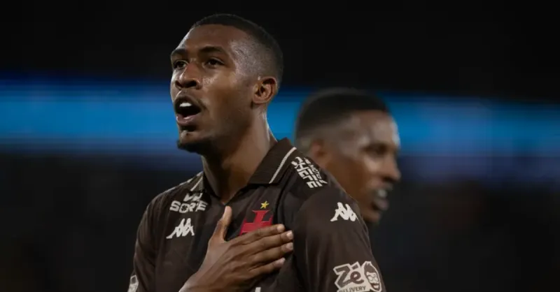 Rayan Brilha no Clássico e Companheiros Exaltam: 