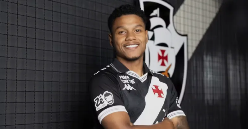 Matheus França no Vasco: Tática de Diniz Gera Debate sobre Posição