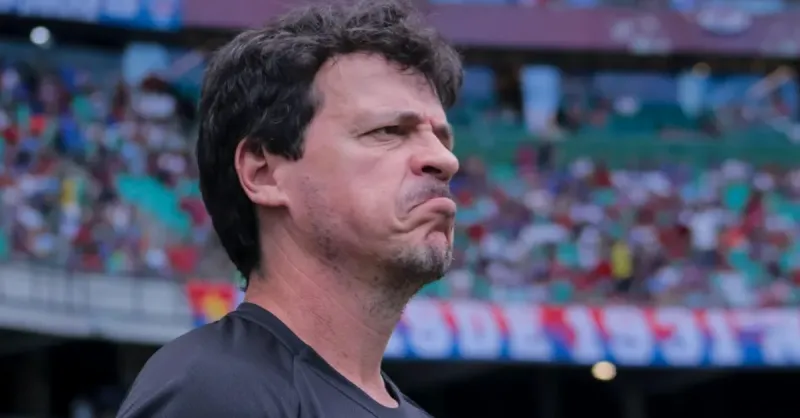 Diniz Abre o Jogo: Técnico do Vasco Rebate Rumores de Racha e Avalia Cinco Derrotas