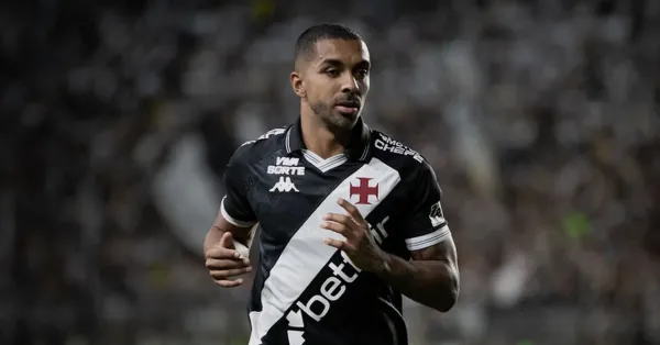 Paulo Henrique de saída? Vasco pede fortuna para liberar lateral para a Arábia