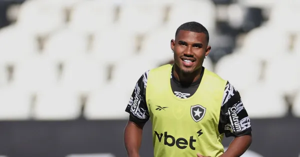 Vasco segue de olho em Cuiabano: Detalhes da negociação com Nottingham
