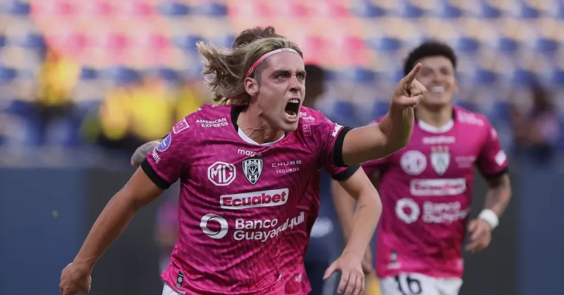 Vasco Negocia e Encaminha Contratação de Cláudio Spinelli